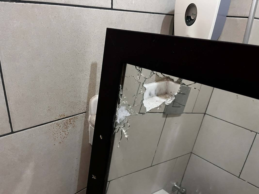 Marmaris'teki otelde çatışmanın izleri ilk günkü gibi! Erdoğan 15 Temmuz darbe girişimi sırasında konaklamıştı - Resim: 19